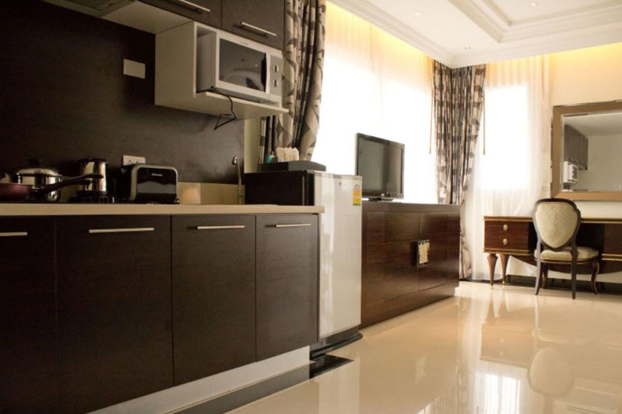 Lk Royal Wing Hotel Pattaya Buitenkant foto