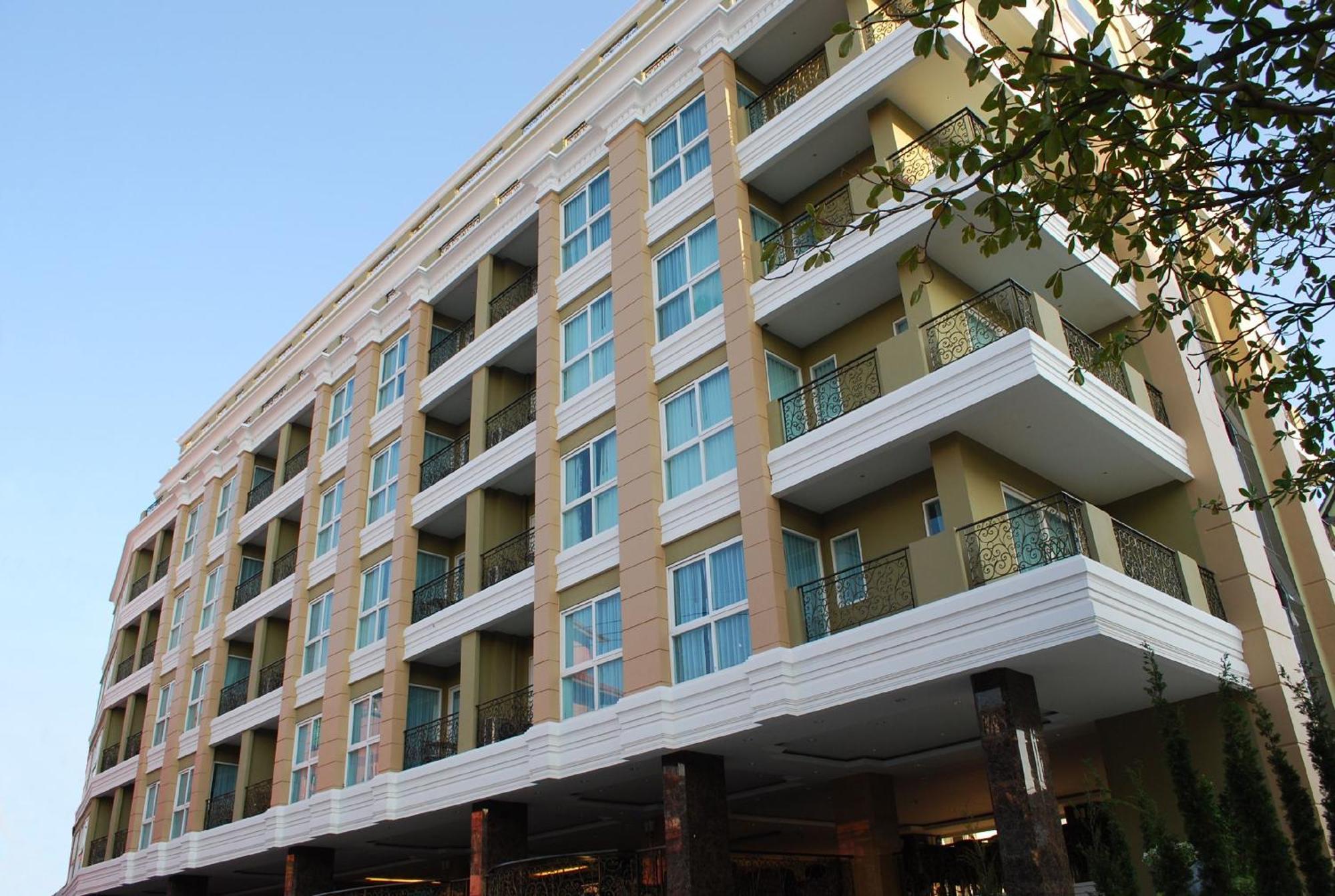 Lk Royal Wing Hotel Pattaya Buitenkant foto