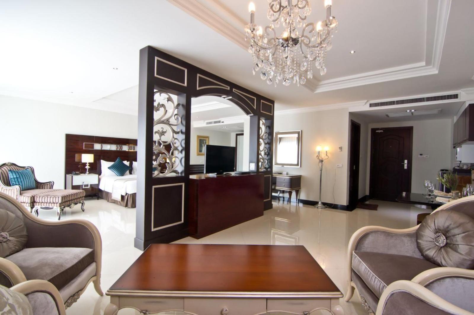 Lk Royal Wing Hotel Pattaya Buitenkant foto